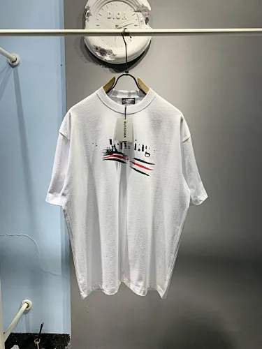 Balenciaga T-Shirt
