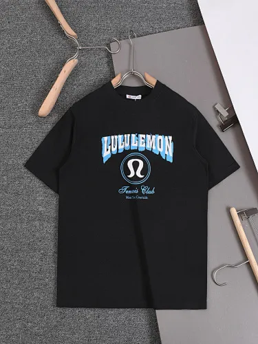 LULULEMON T-Shirt