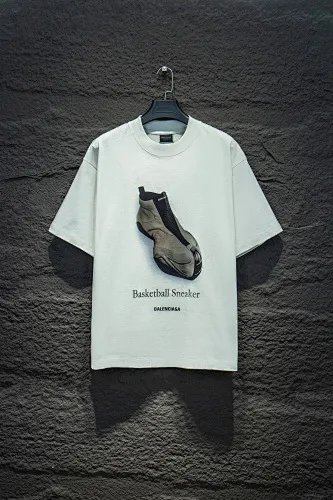 Balenciaga T-Shirt