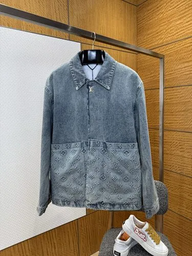 Louis Vuitton Longsleeve