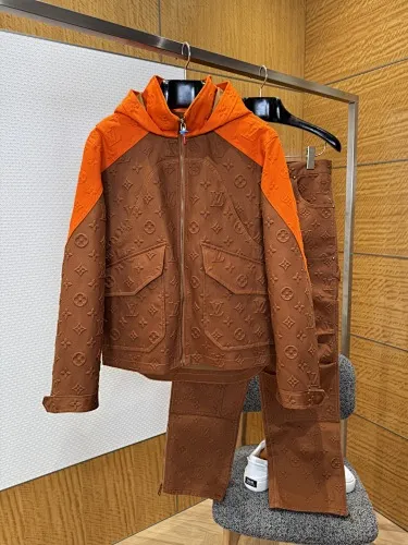 Louis Vuitton Pants