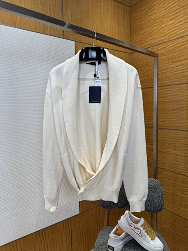 Louis Vuitton Cardigan
