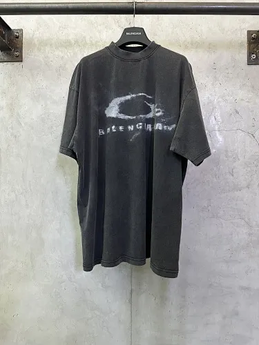 Balenciaga T-Shirt