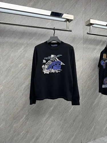 Louis Vuitton Longsleeve