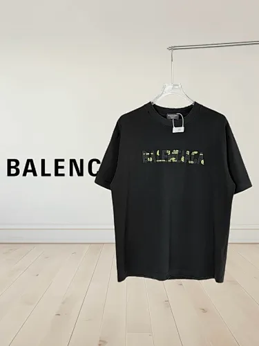 Balenciaga T-Shirt