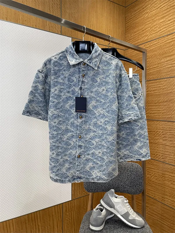 Louis Vuitton T-Shirt