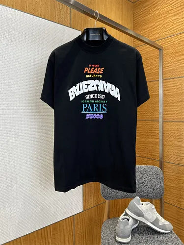 Balenciaga T-Shirt