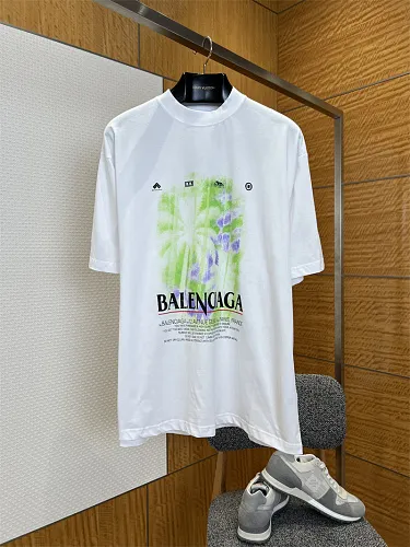 Balenciaga T-Shirt
