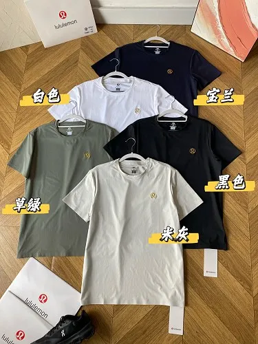 LULULEMON T-Shirt