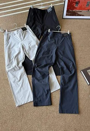 LULULEMON Sweatpants