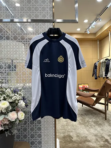 Balenciaga T-Shirt