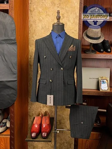 Suit